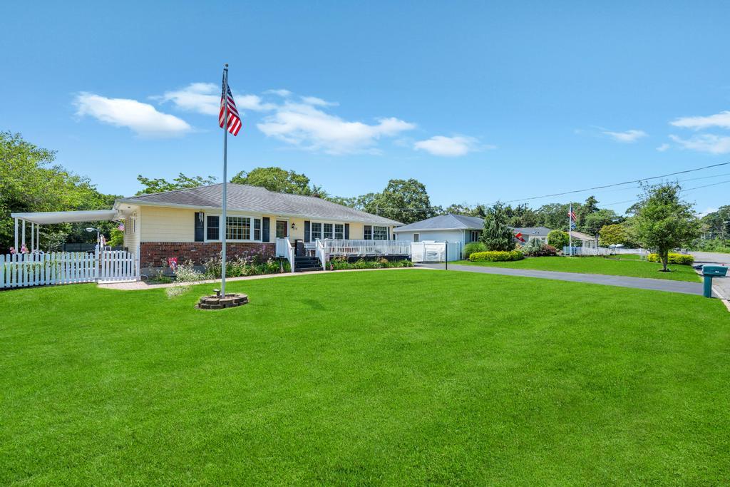 64 Rockaway Street, Islip Terrace, NY 11752
