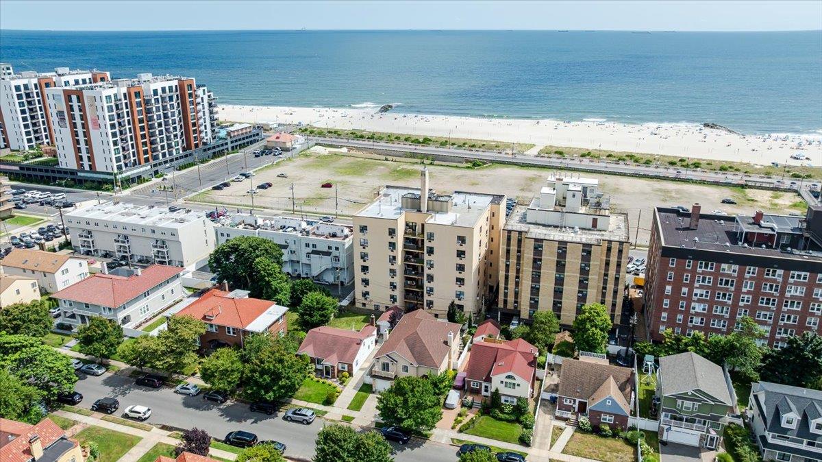 40 E Penn Street, Long Beach, NY 11561