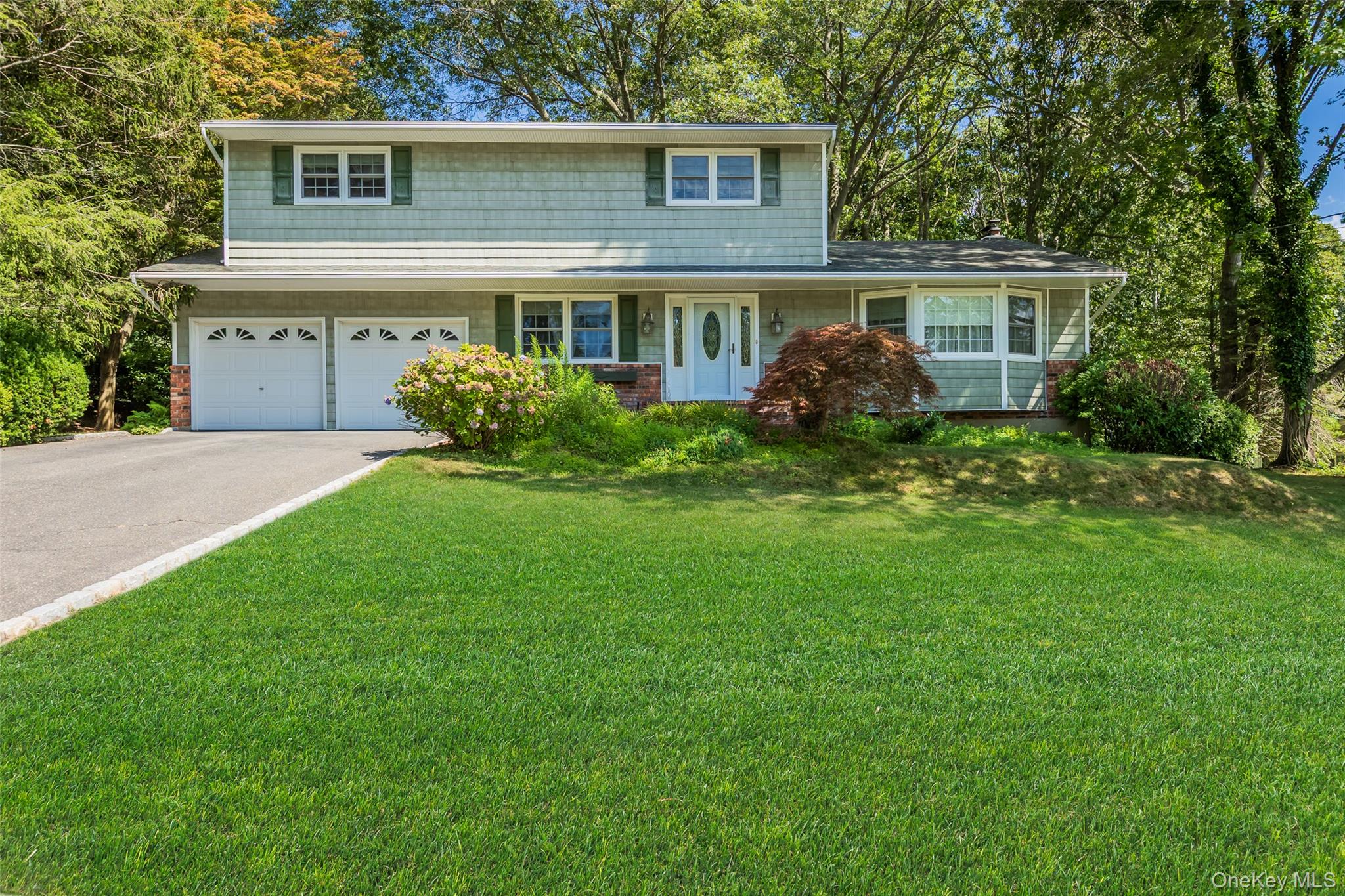 5 Stony Wood Road, Setauket, NY 11733