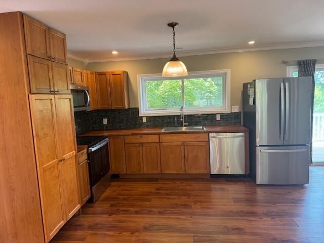 5 Franklin Road, Sound Beach, NY 11789