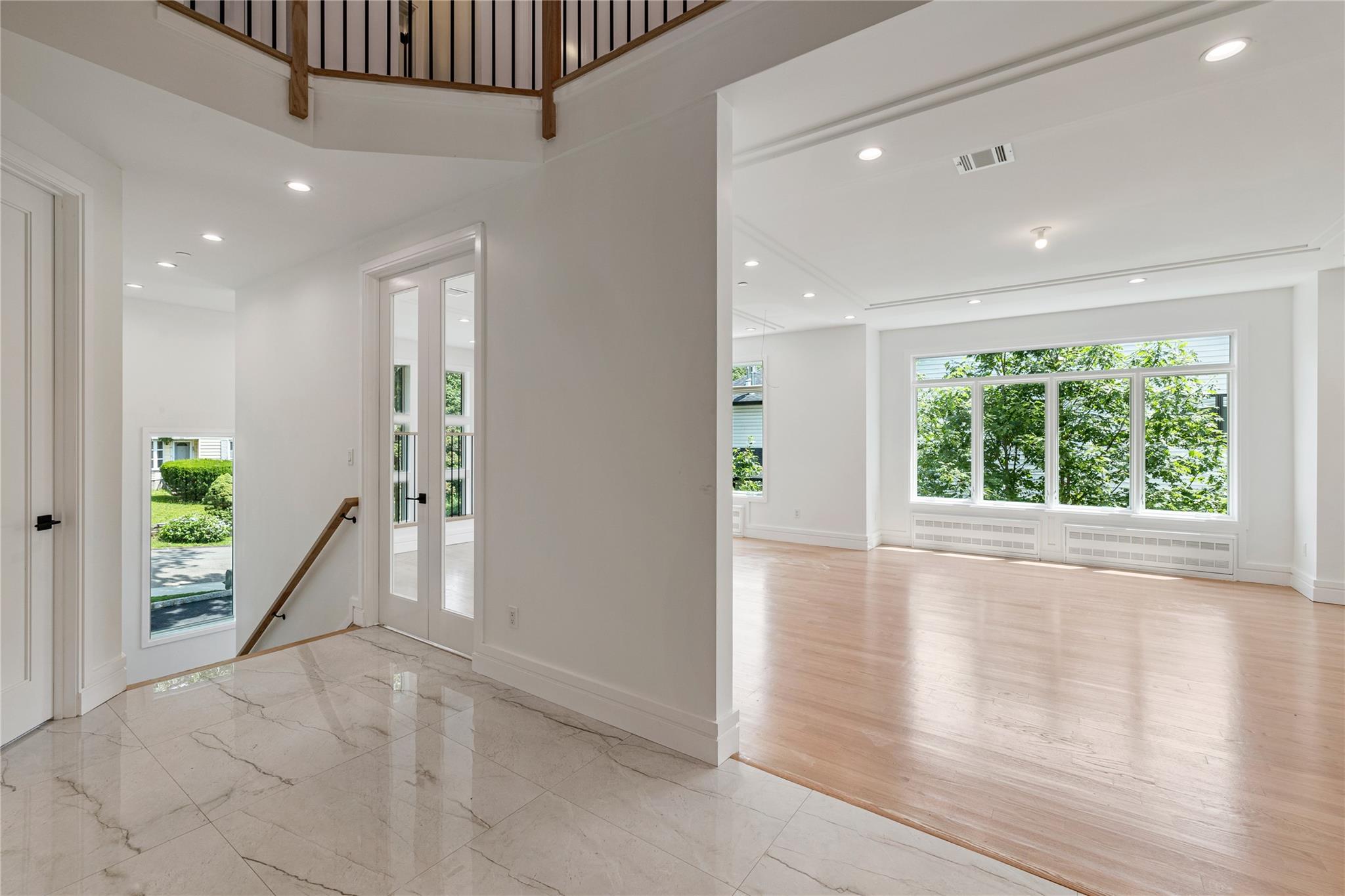 24 Suffern Place # 201, Monsey, NY 10952