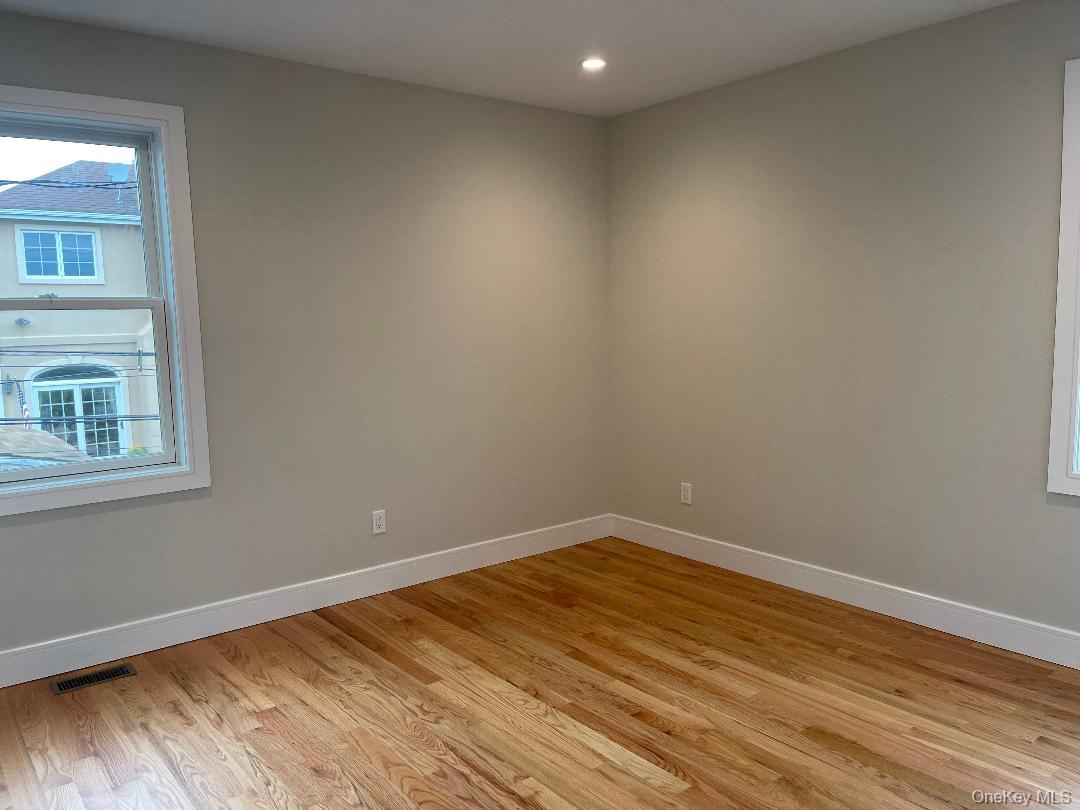 529 E Chester Street # Lower, Long Beach, NY 11561