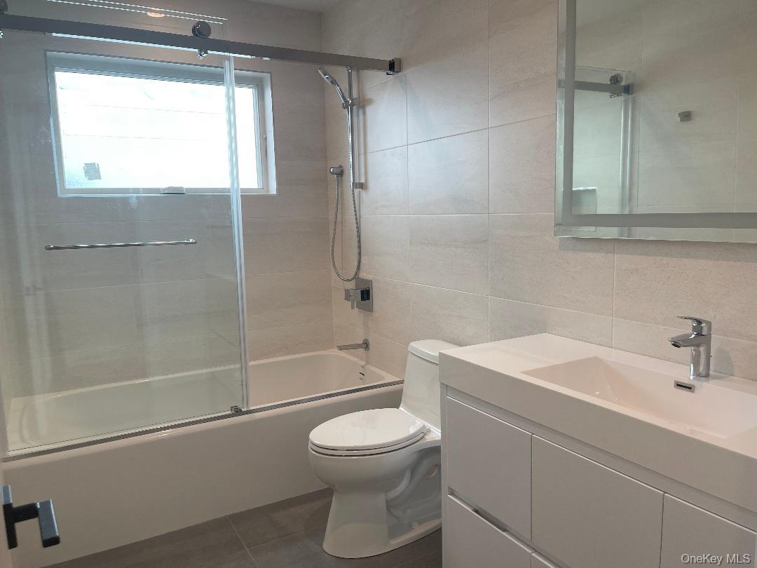 529 E Chester Street # Lower, Long Beach, NY 11561