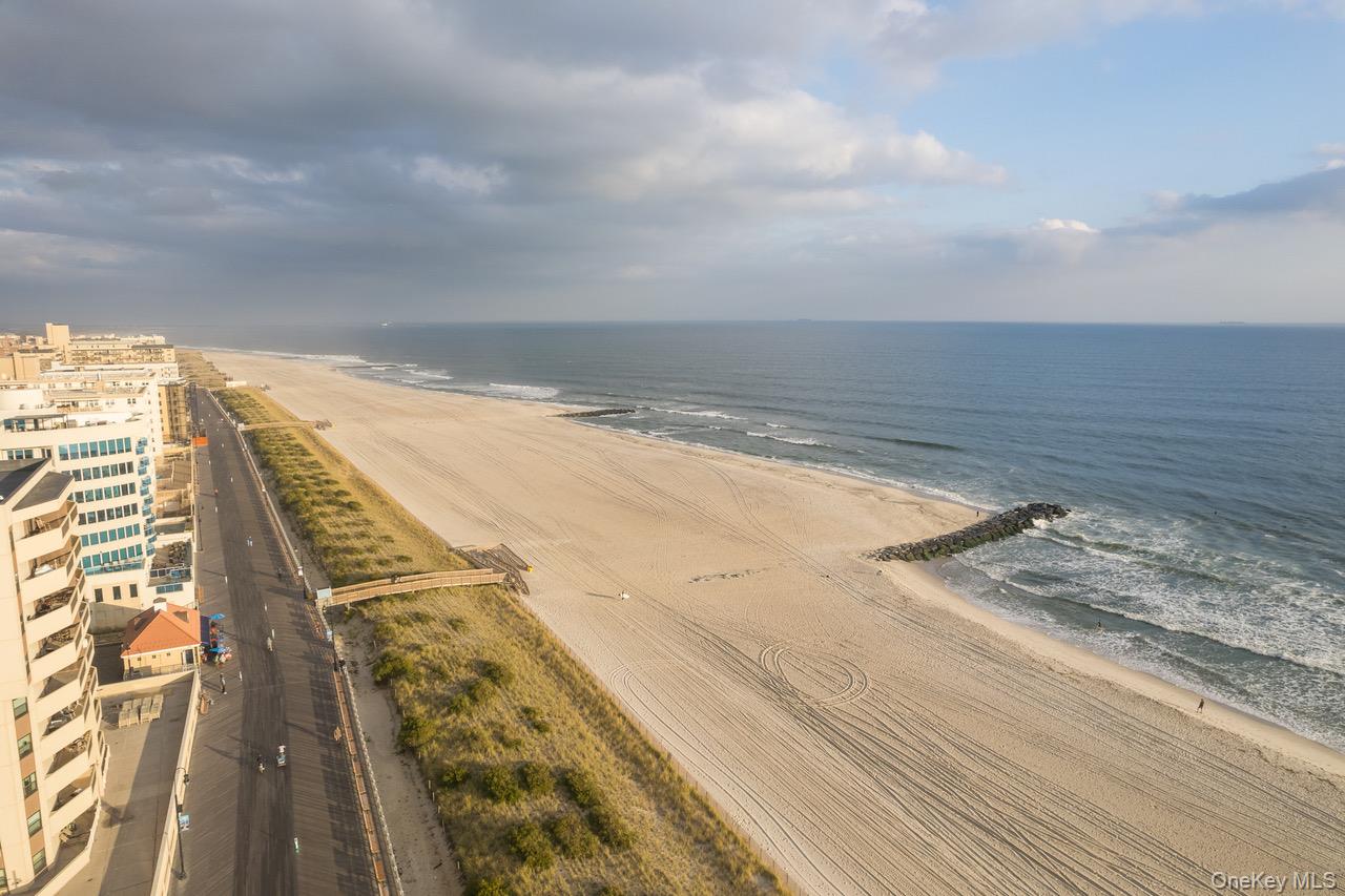 529 E Chester Street # Lower, Long Beach, NY 11561