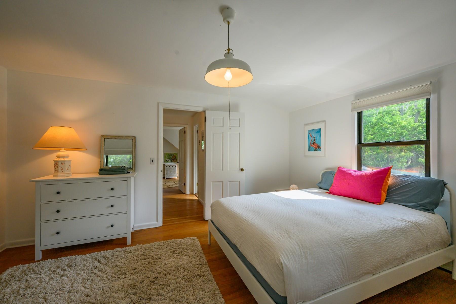 1111 Main Street, Greenport, NY 11944