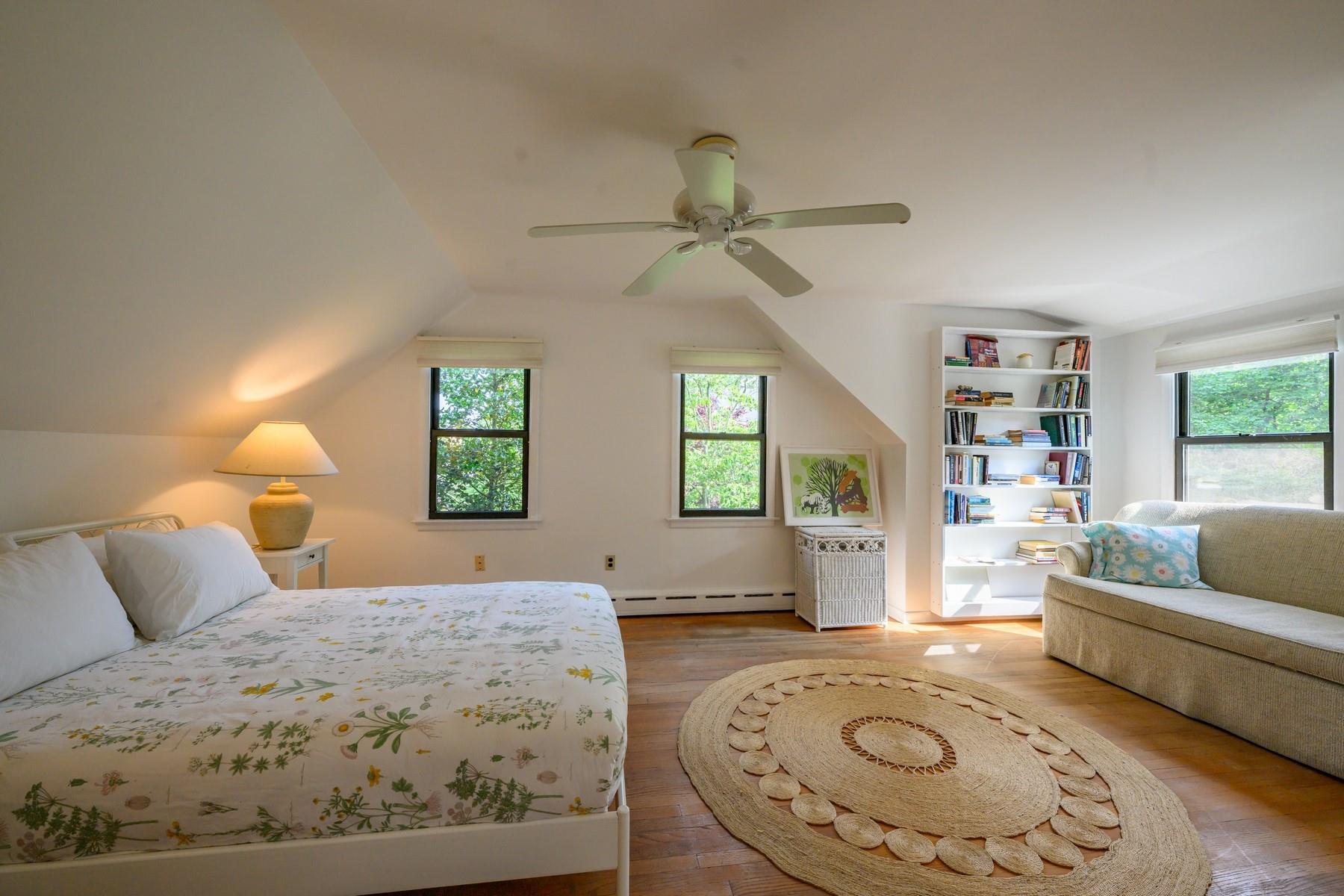 1111 Main Street, Greenport, NY 11944