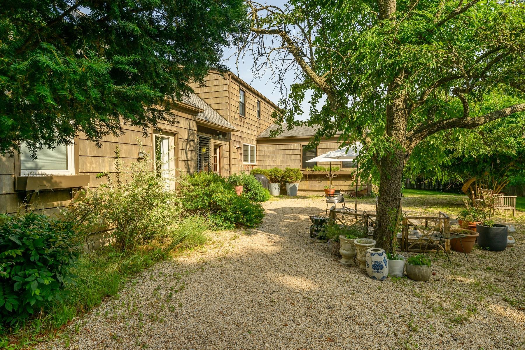 1111 Main Street, Greenport, NY 11944