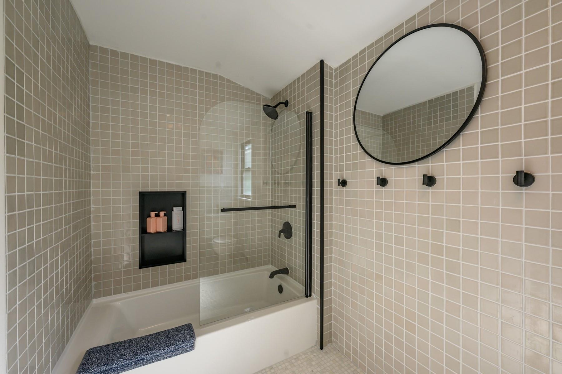 1111 Main Street, Greenport, NY 11944