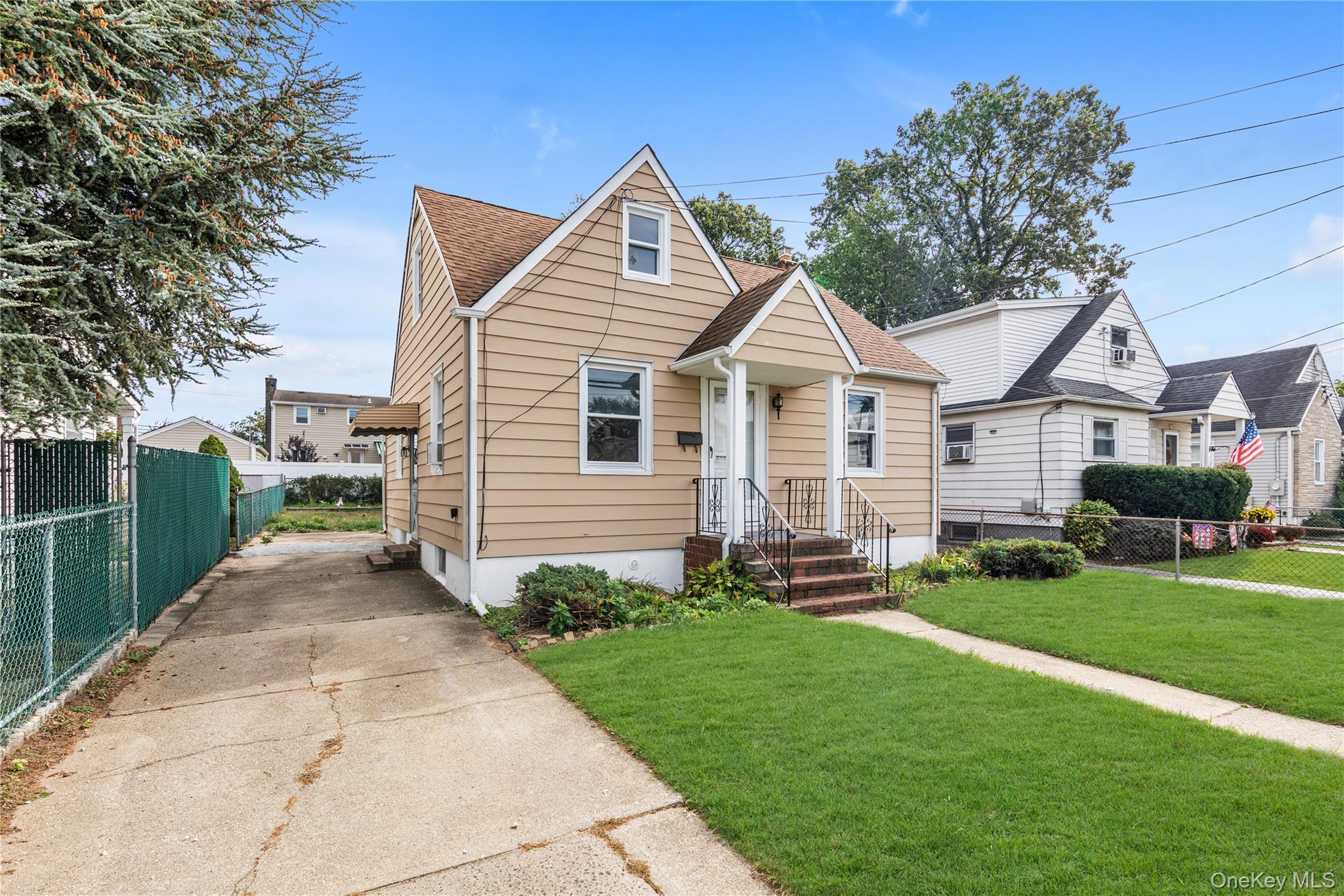 191 Litchfield Avenue, Elmont, NY 11003