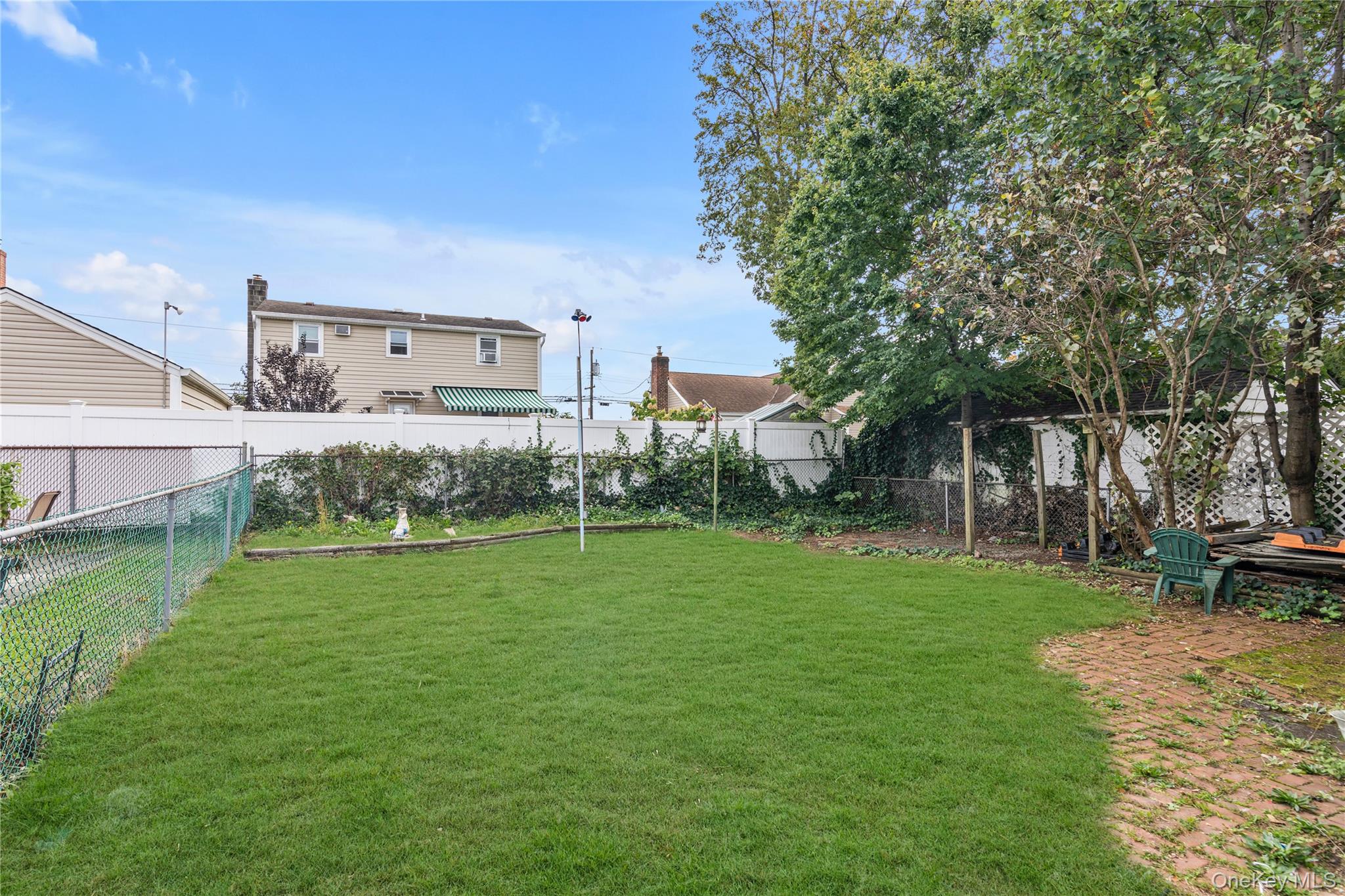 191 Litchfield Avenue, Elmont, NY 11003