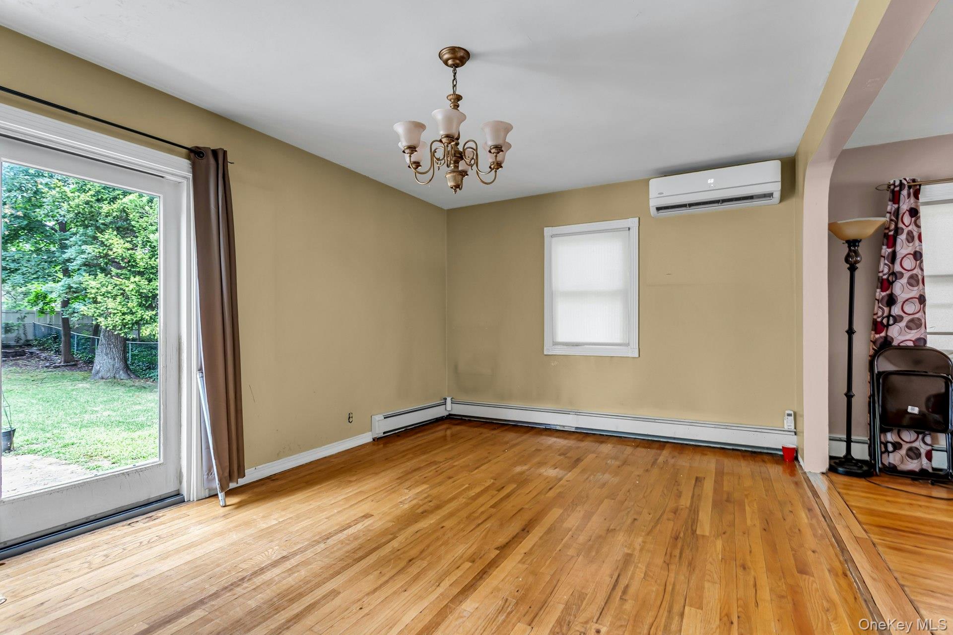 35 Willits Road, Glen Cove, NY 11542