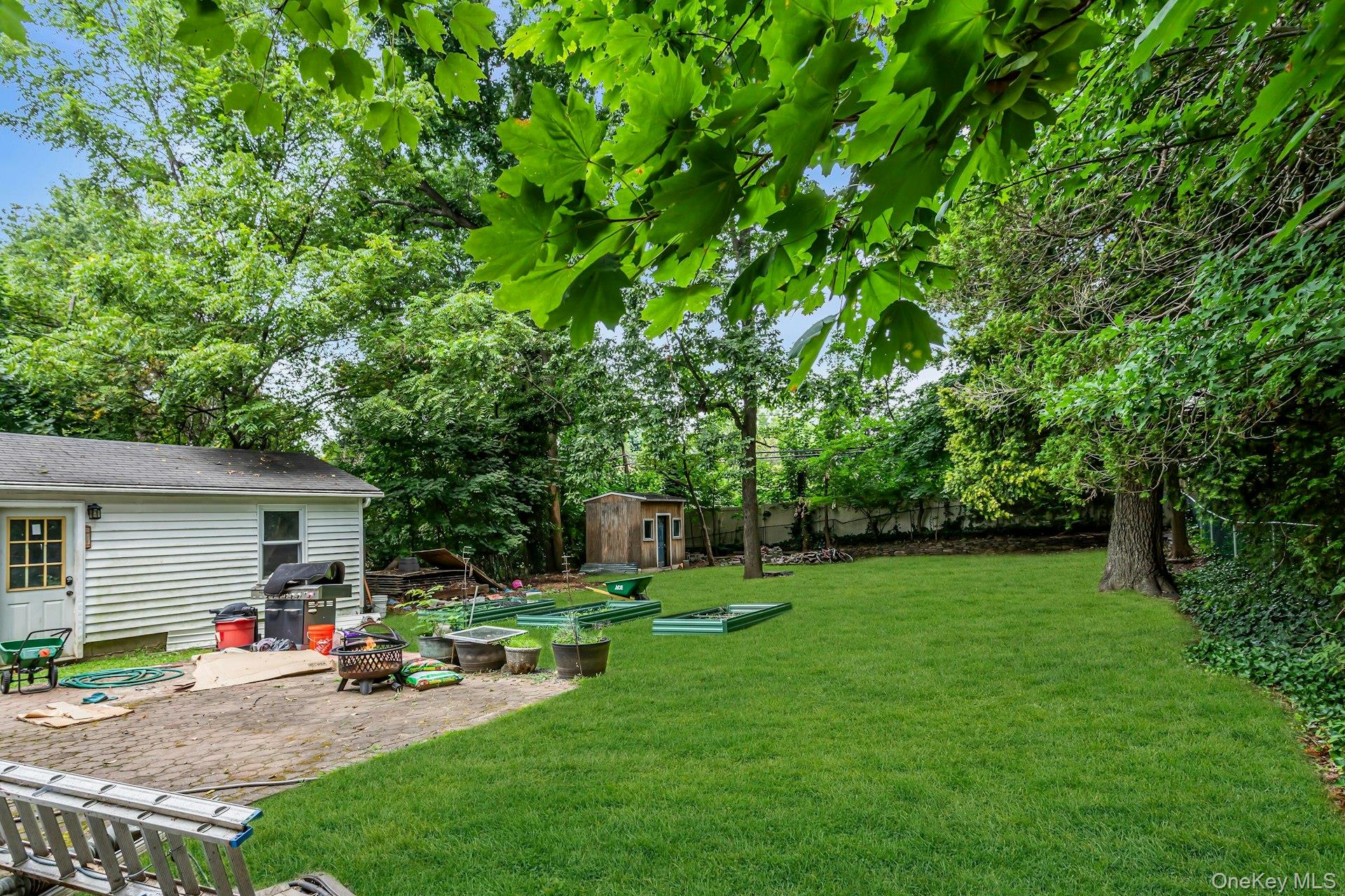 35 Willits Road, Glen Cove, NY 11542