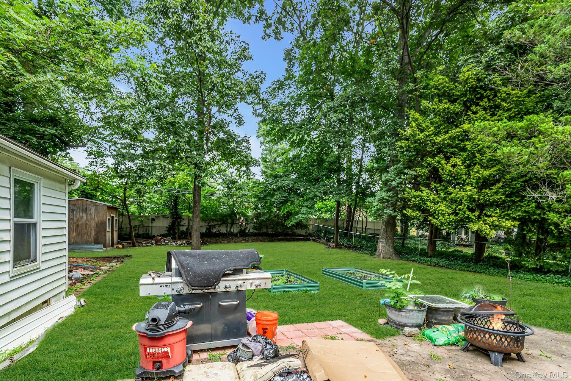 35 Willits Road, Glen Cove, NY 11542