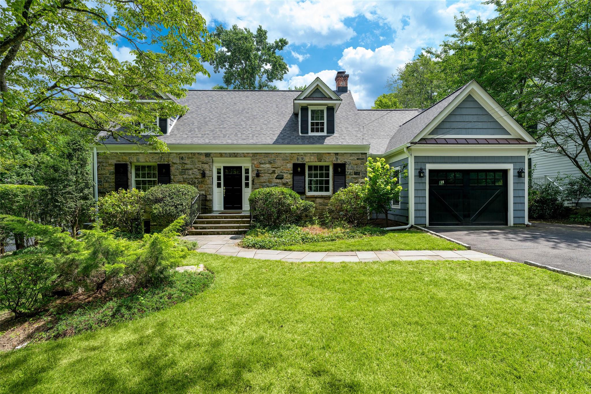 134 Lockwood Road, Greenwich, CT 06878