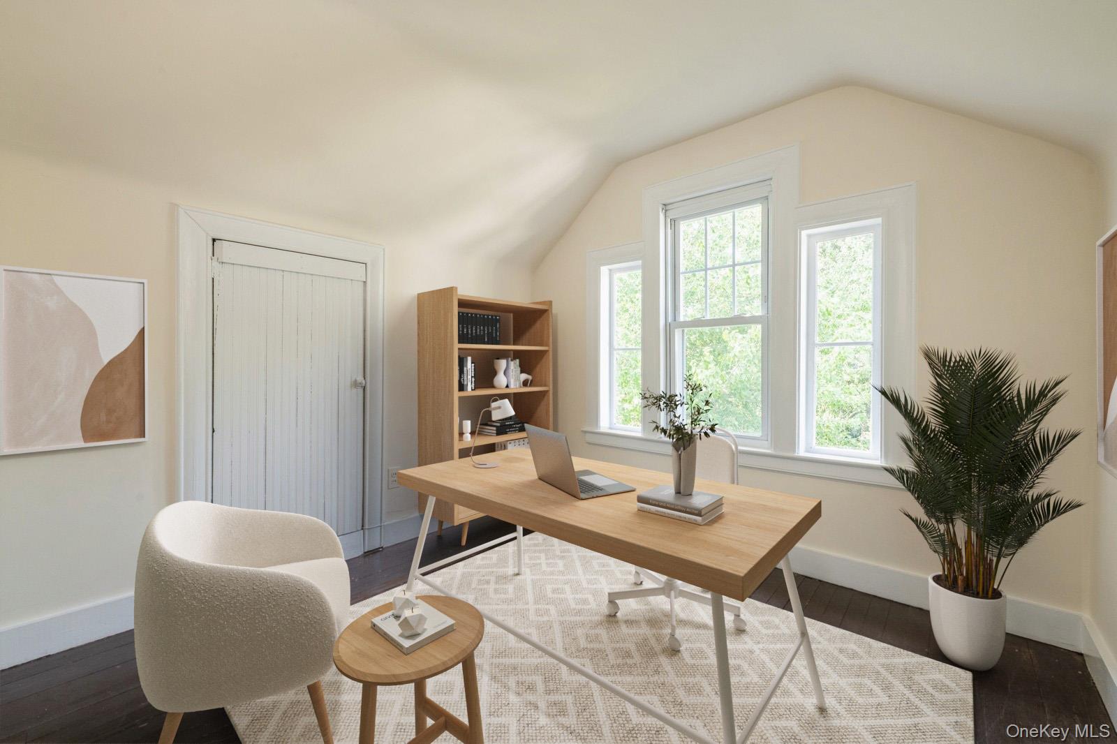 49 High Street, Locust Valley, NY 11560