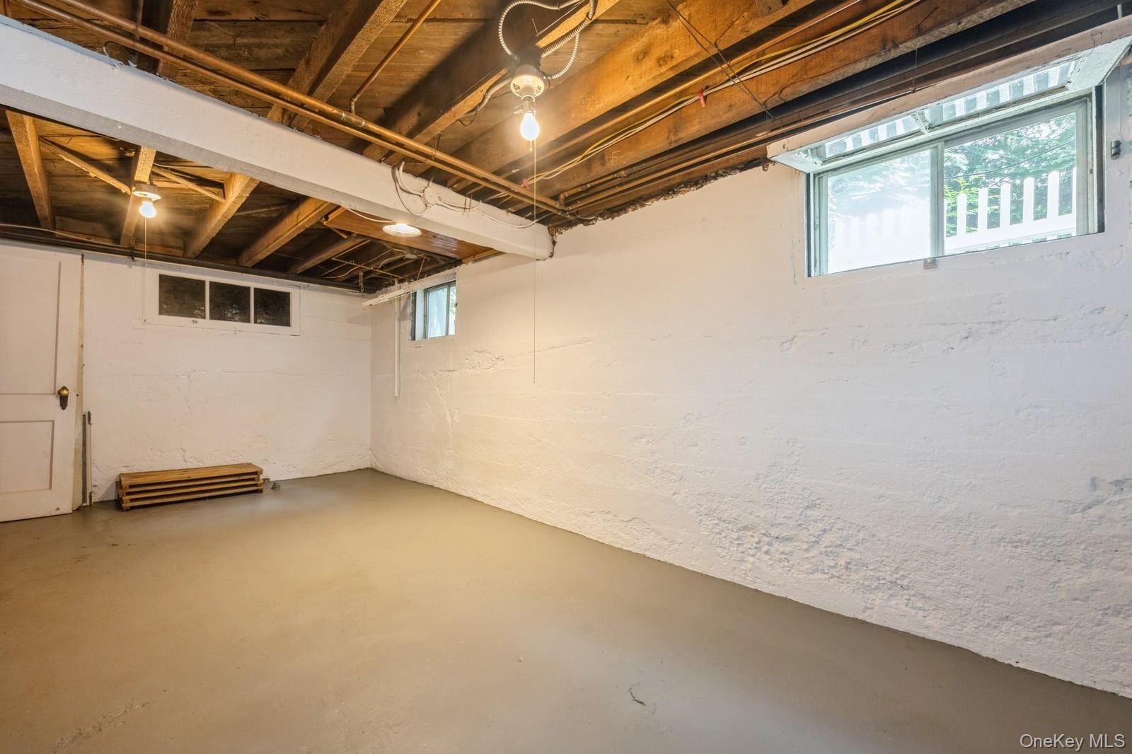 49 High Street, Locust Valley, NY 11560