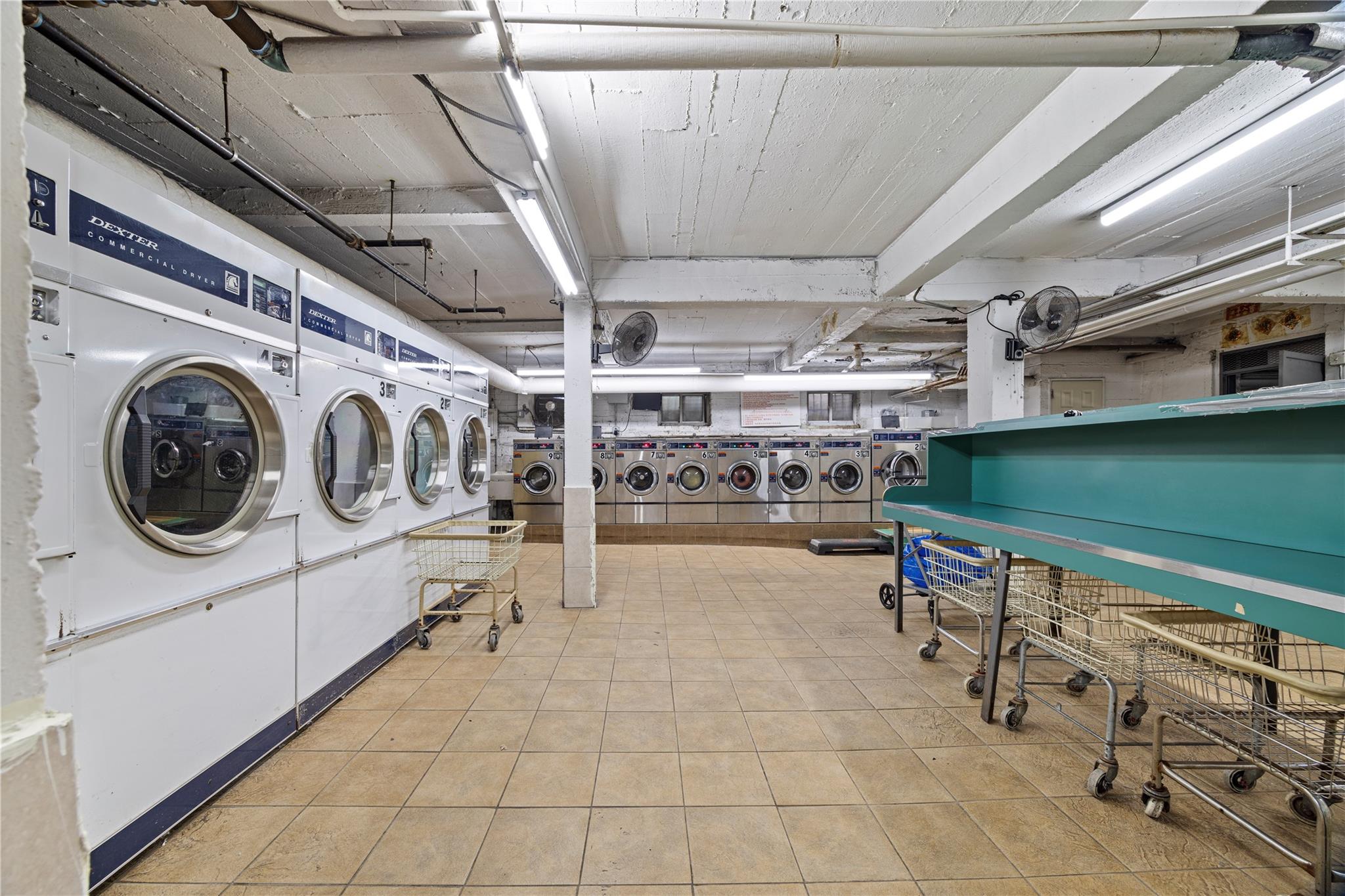 147-31 38th Ave # A33, Flushing, NY 11354