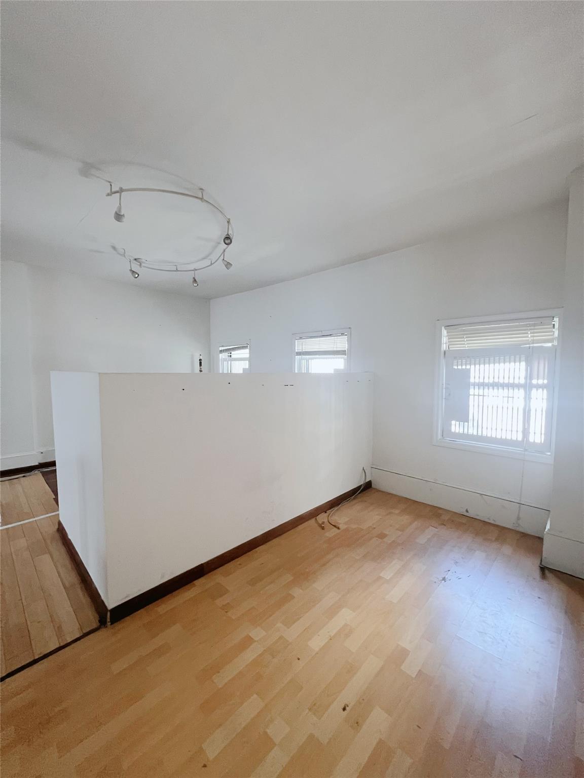 57 W 28 Street # Fl5, New York (Manhattan), NY 10001