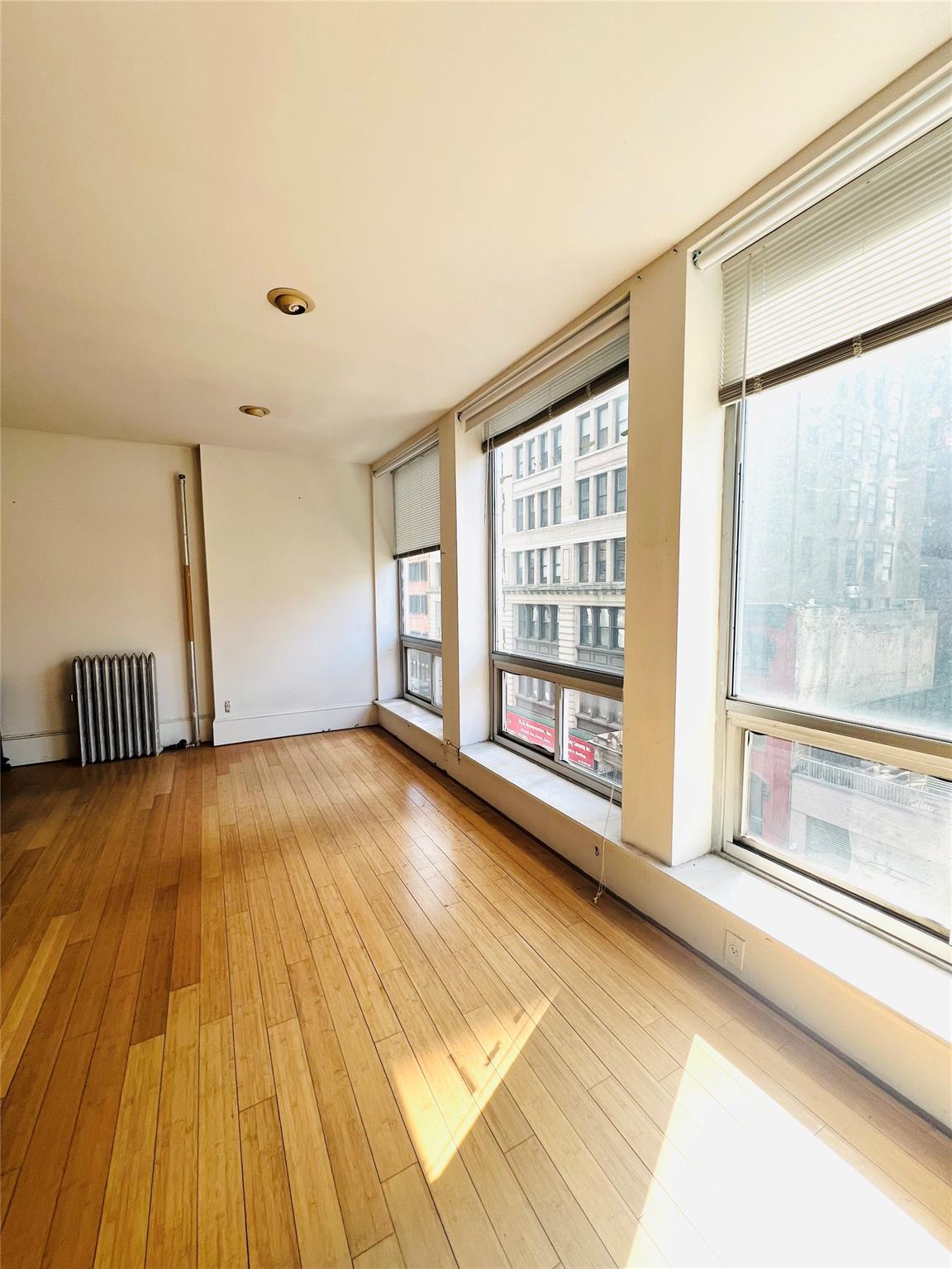 57 W 28 Street # Fl5, New York (Manhattan), NY 10001