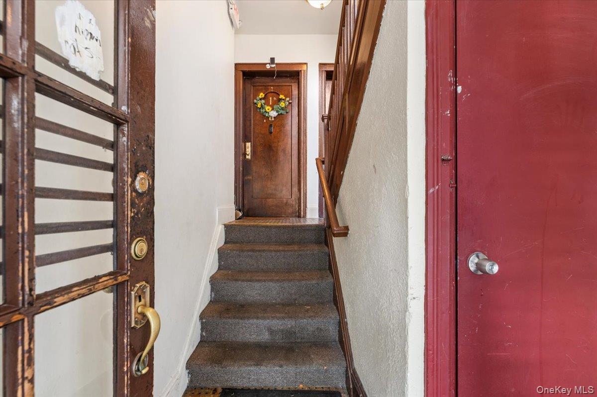 8640 123rd Street, Richmond Hill, NY 11418