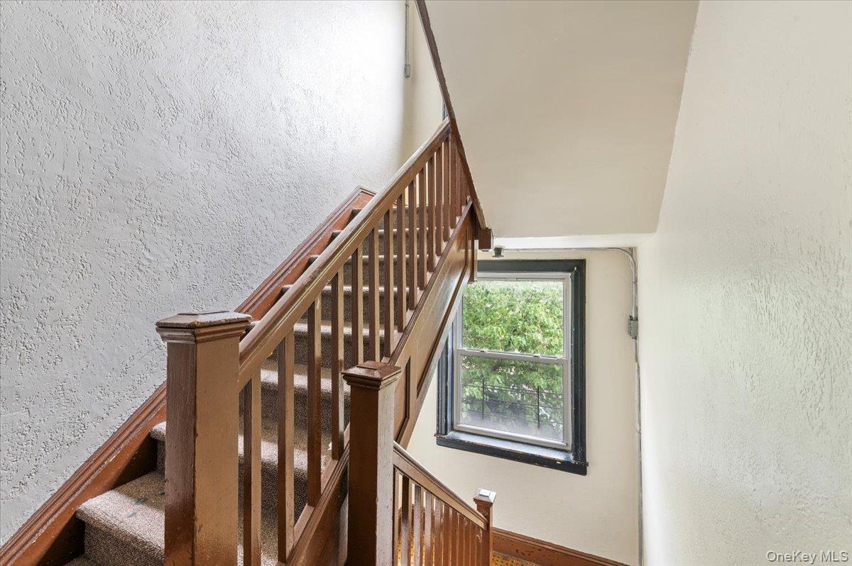 8640 123rd Street, Richmond Hill, NY 11418