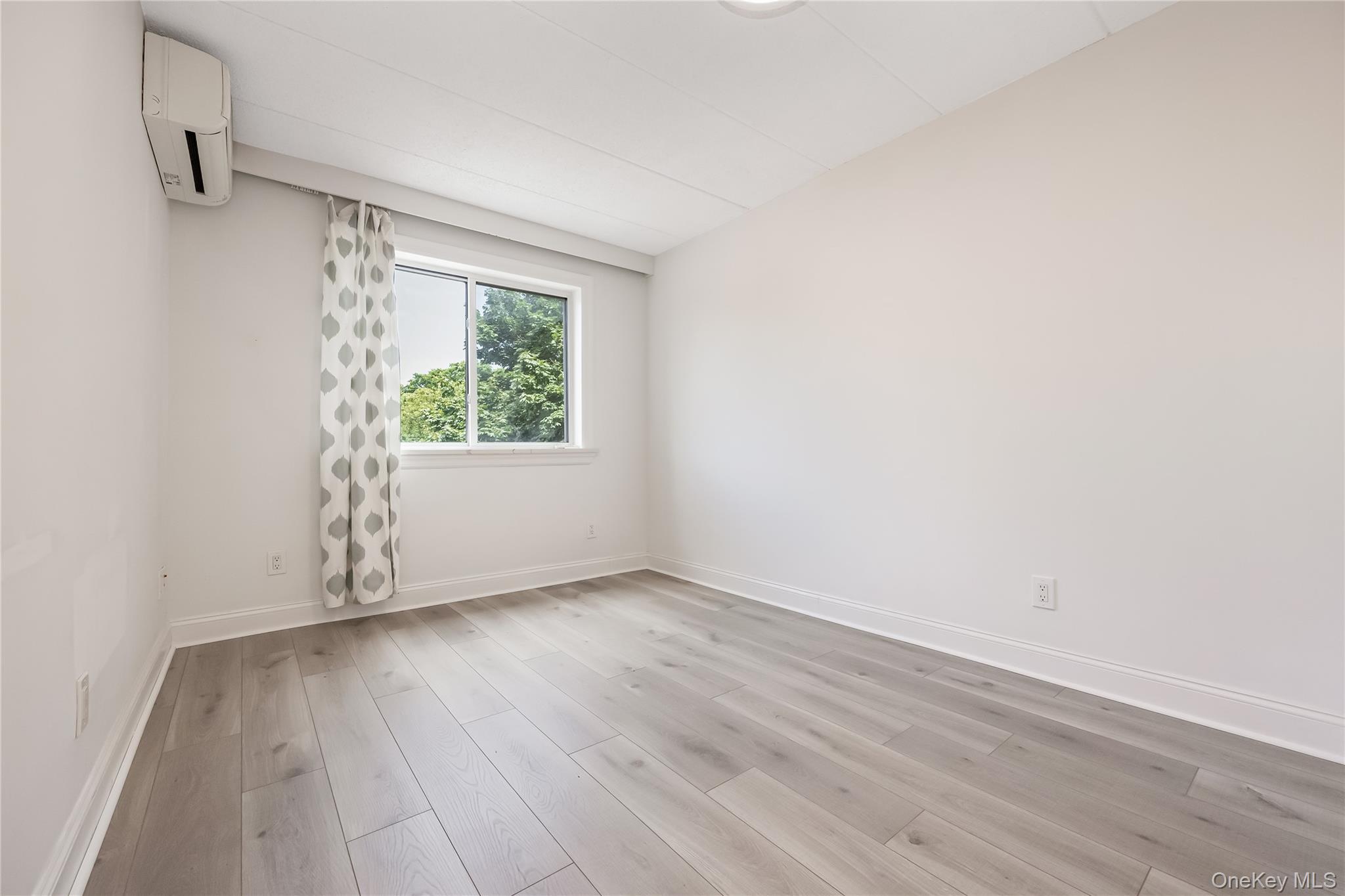 7601 113th Street # 4A, Forest Hills, NY 11375