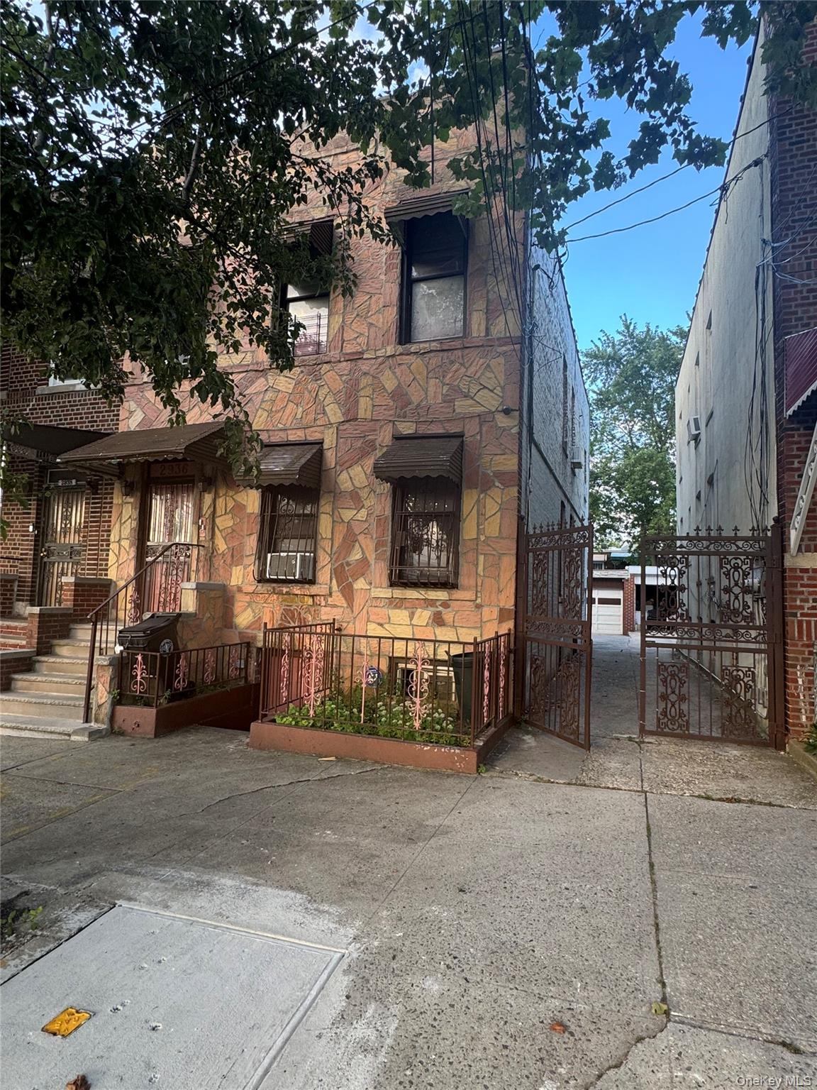 2936 Hone Avenue, Bronx, NY 10469