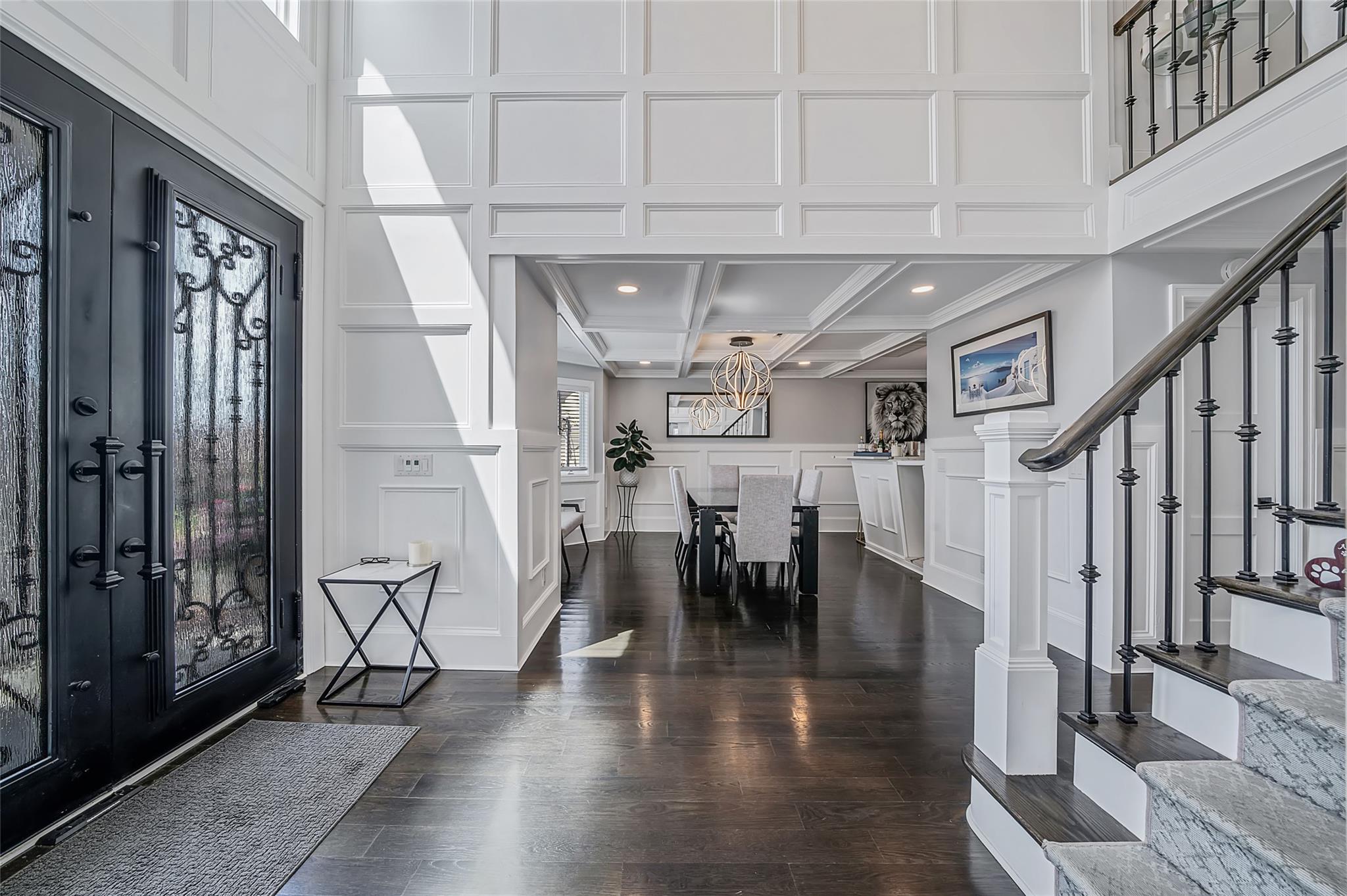 60 W 2nd Street, Freeport, NY 11520