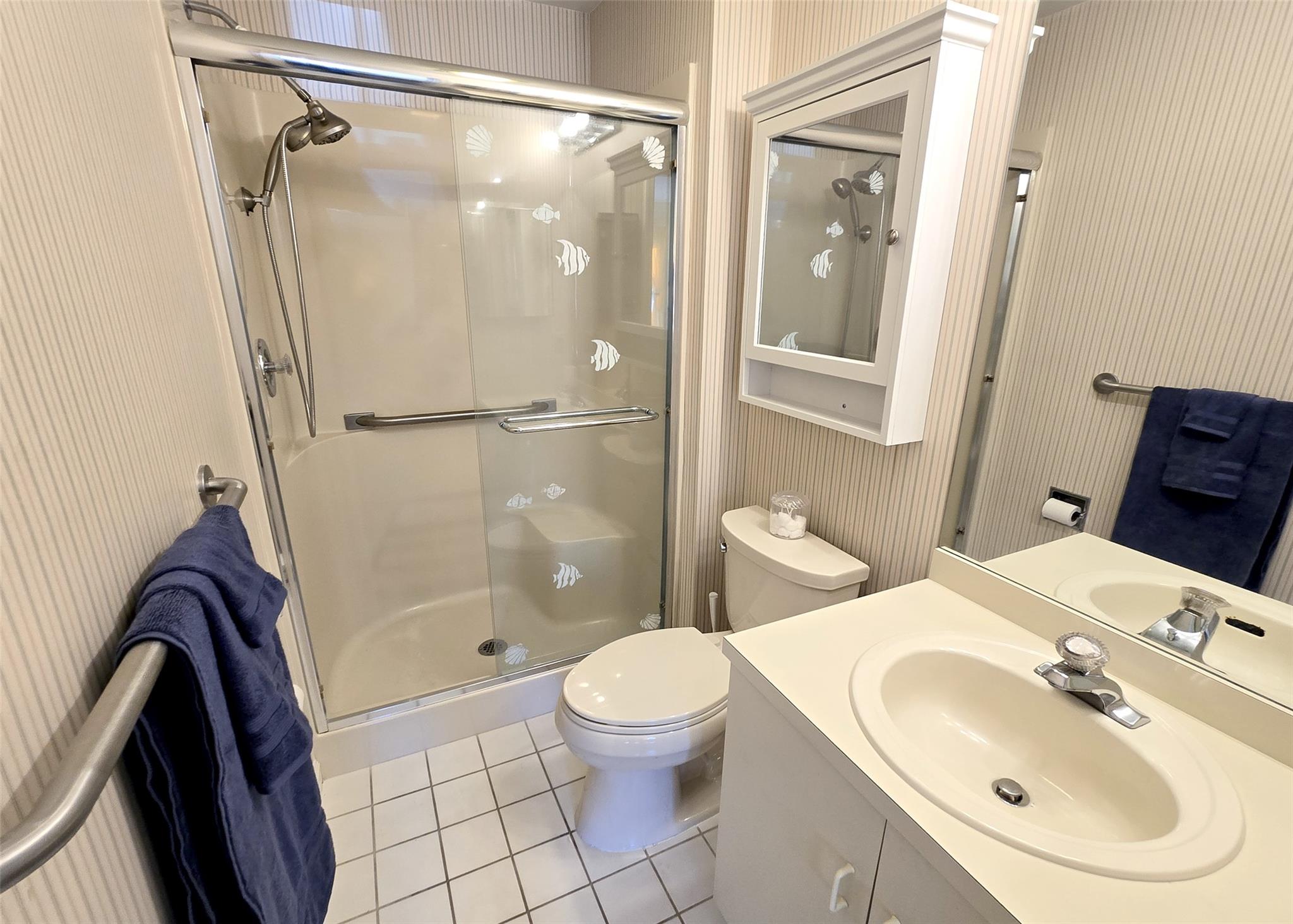 865 Church Street # 4A, Bohemia, NY 11716