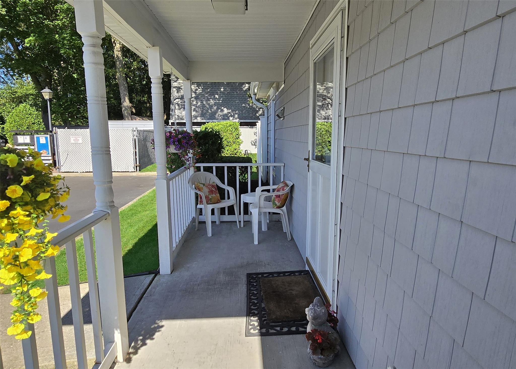 865 Church Street # 4A, Bohemia, NY 11716