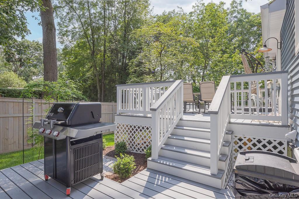 39 Grandview Avenue, Nanuet, NY 10954