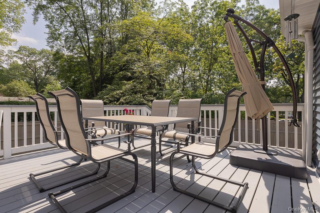 39 Grandview Avenue, Nanuet, NY 10954