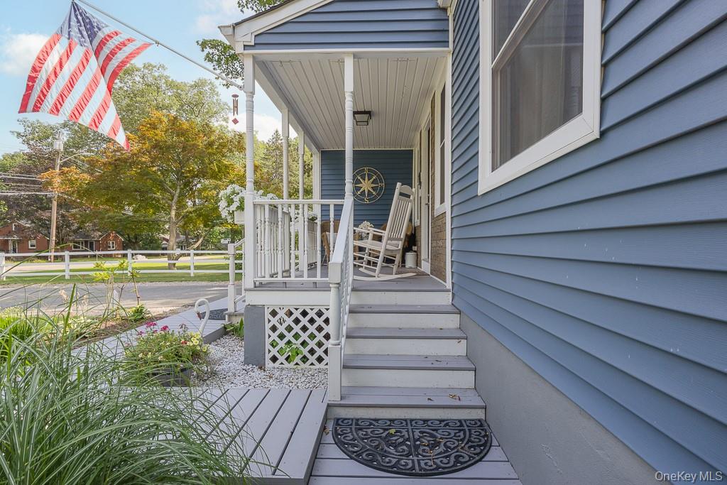 39 Grandview Avenue, Nanuet, NY 10954