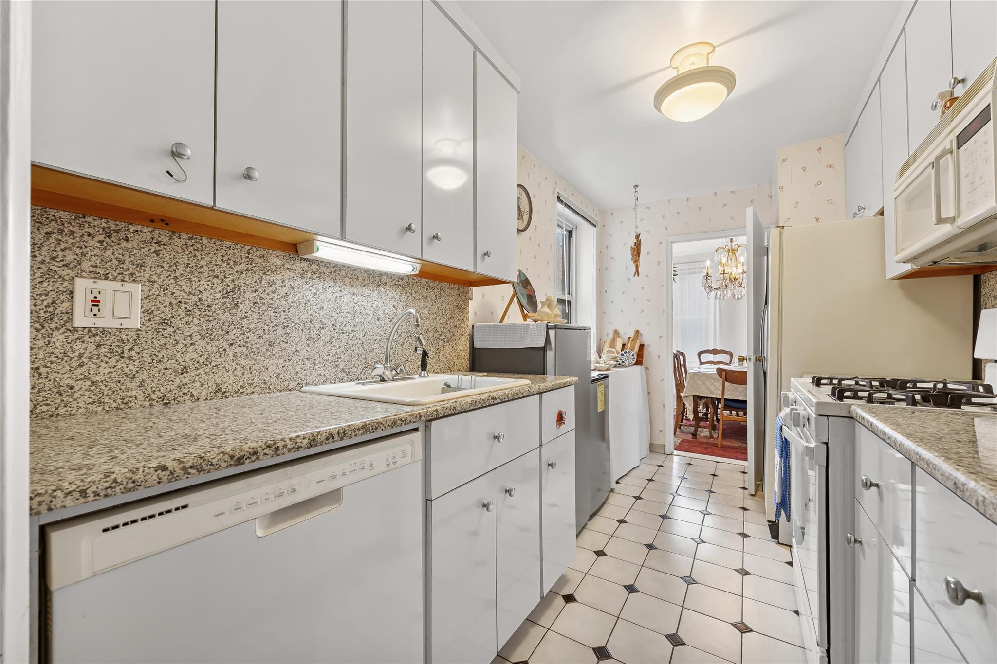 21015 23rd Avenue # 3B, Bayside, NY 11360