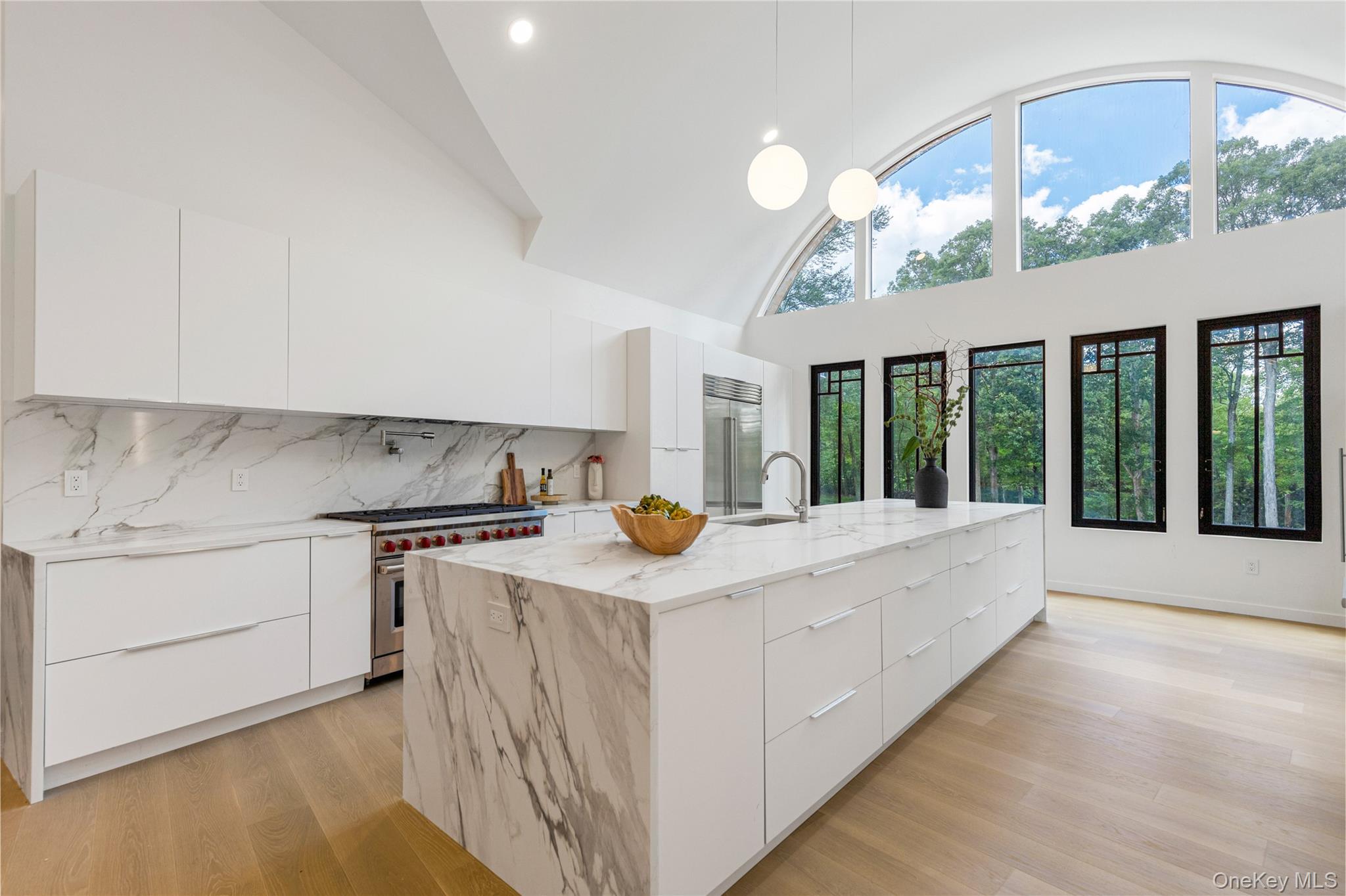 16 Col Sheldon Lane, Pound Ridge, NY 10576