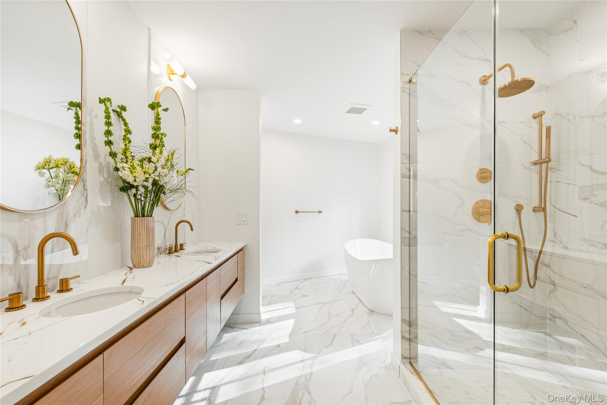 16 Col Sheldon Lane, Pound Ridge, NY 10576