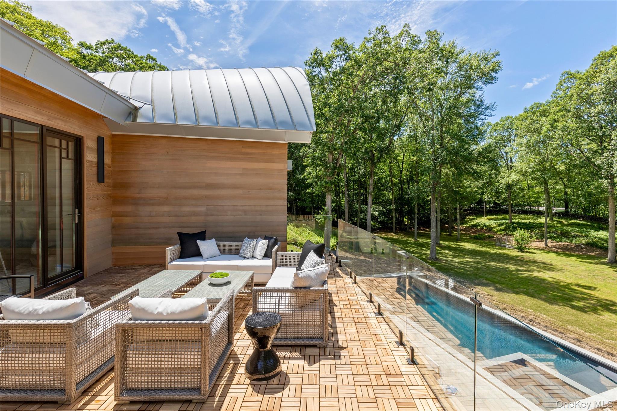 16 Col Sheldon Lane, Pound Ridge, NY 10576