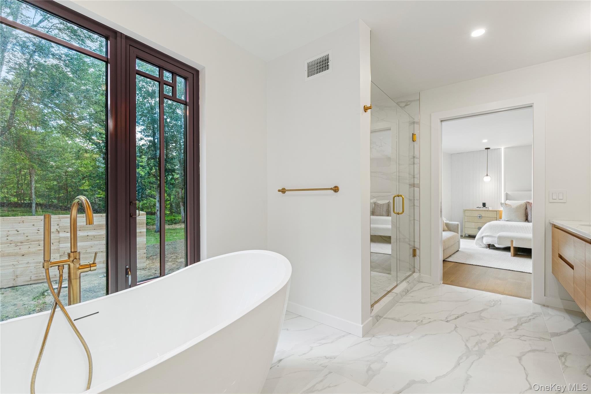 16 Col Sheldon Lane, Pound Ridge, NY 10576