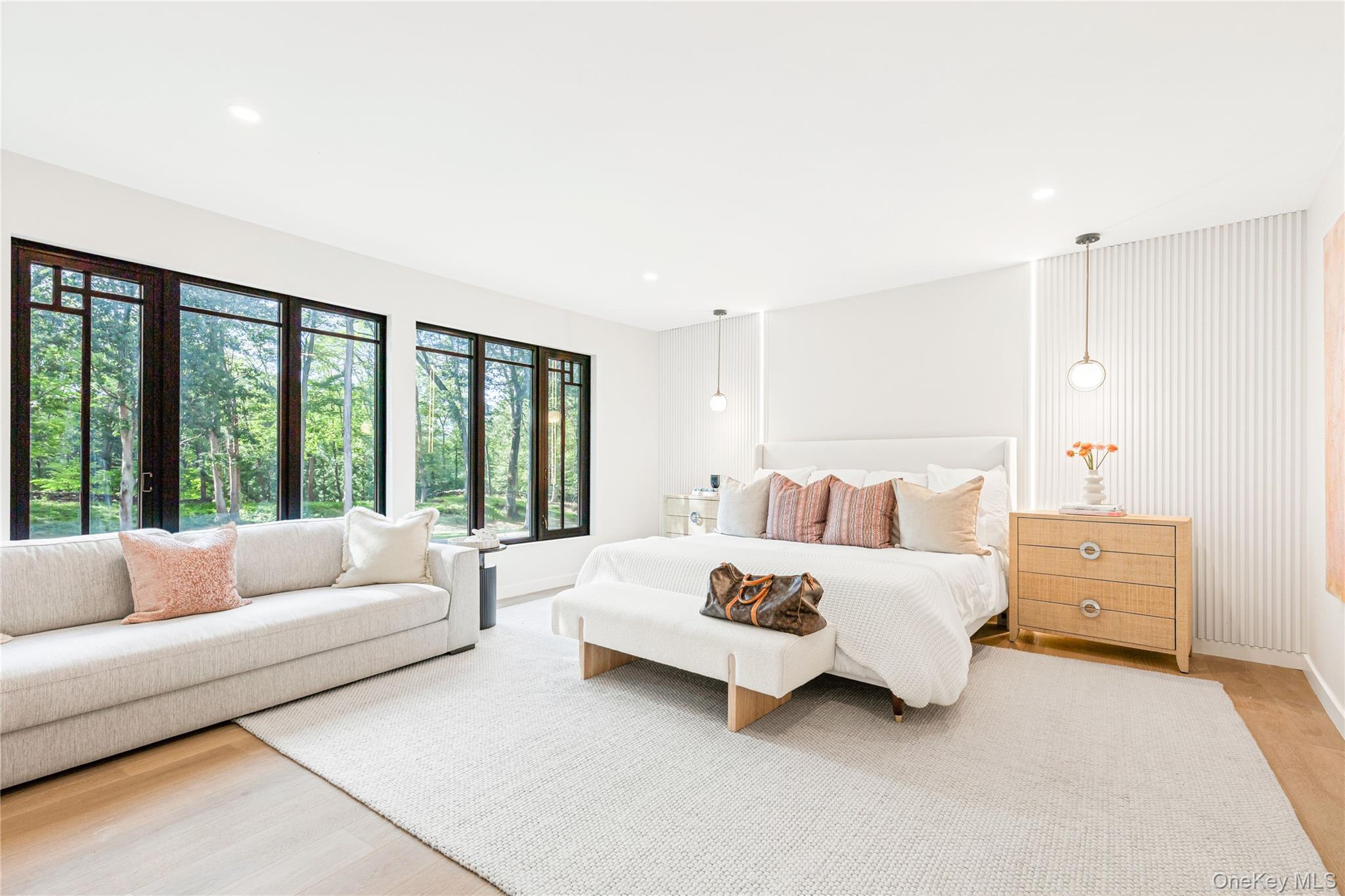 16 Col Sheldon Lane, Pound Ridge, NY 10576