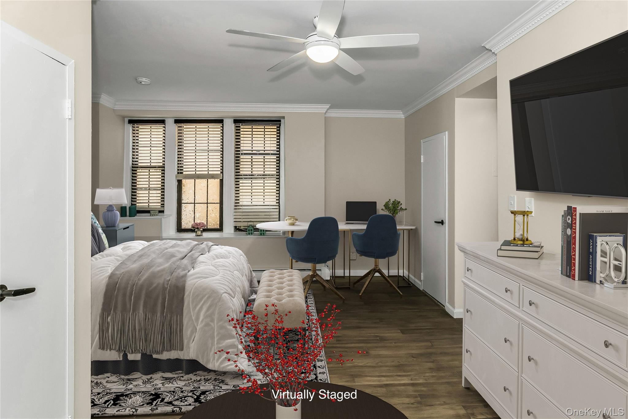 310 Riverside Boulevard # 1E, Long Beach, NY 11561