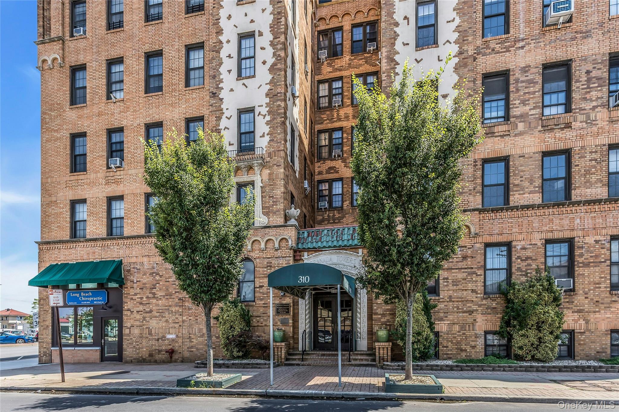 310 Riverside Boulevard # 1E, Long Beach, NY 11561