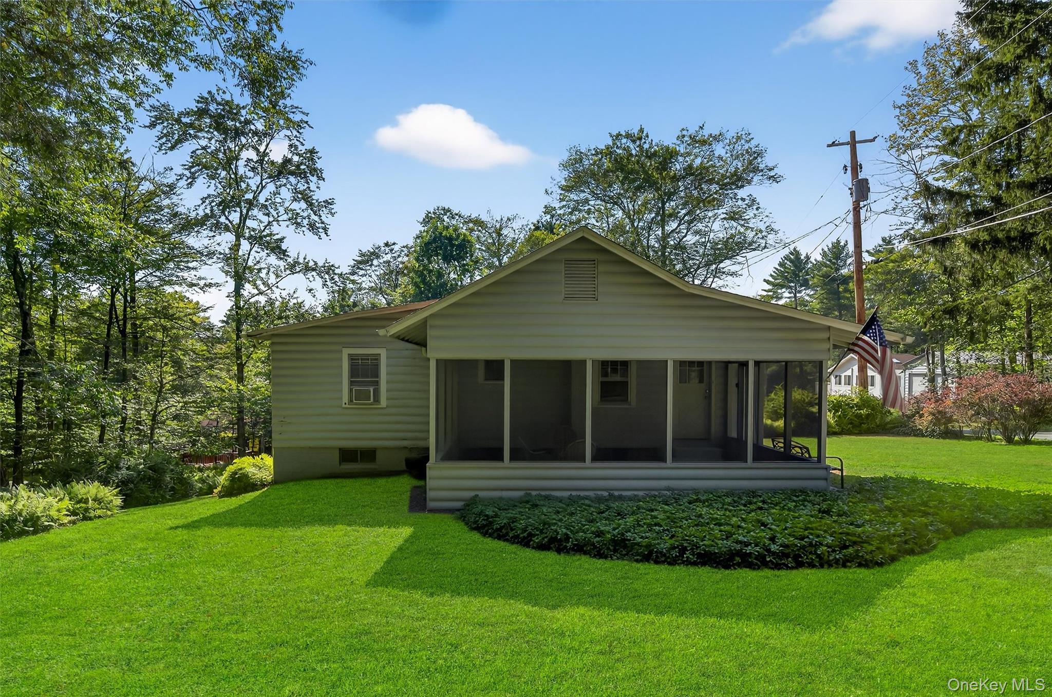 46 W Ozark Trail, Smallwood, NY 12720