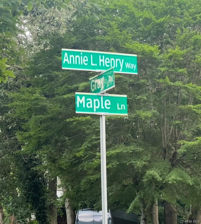 100 Maple Lane, Medford, NY 11763