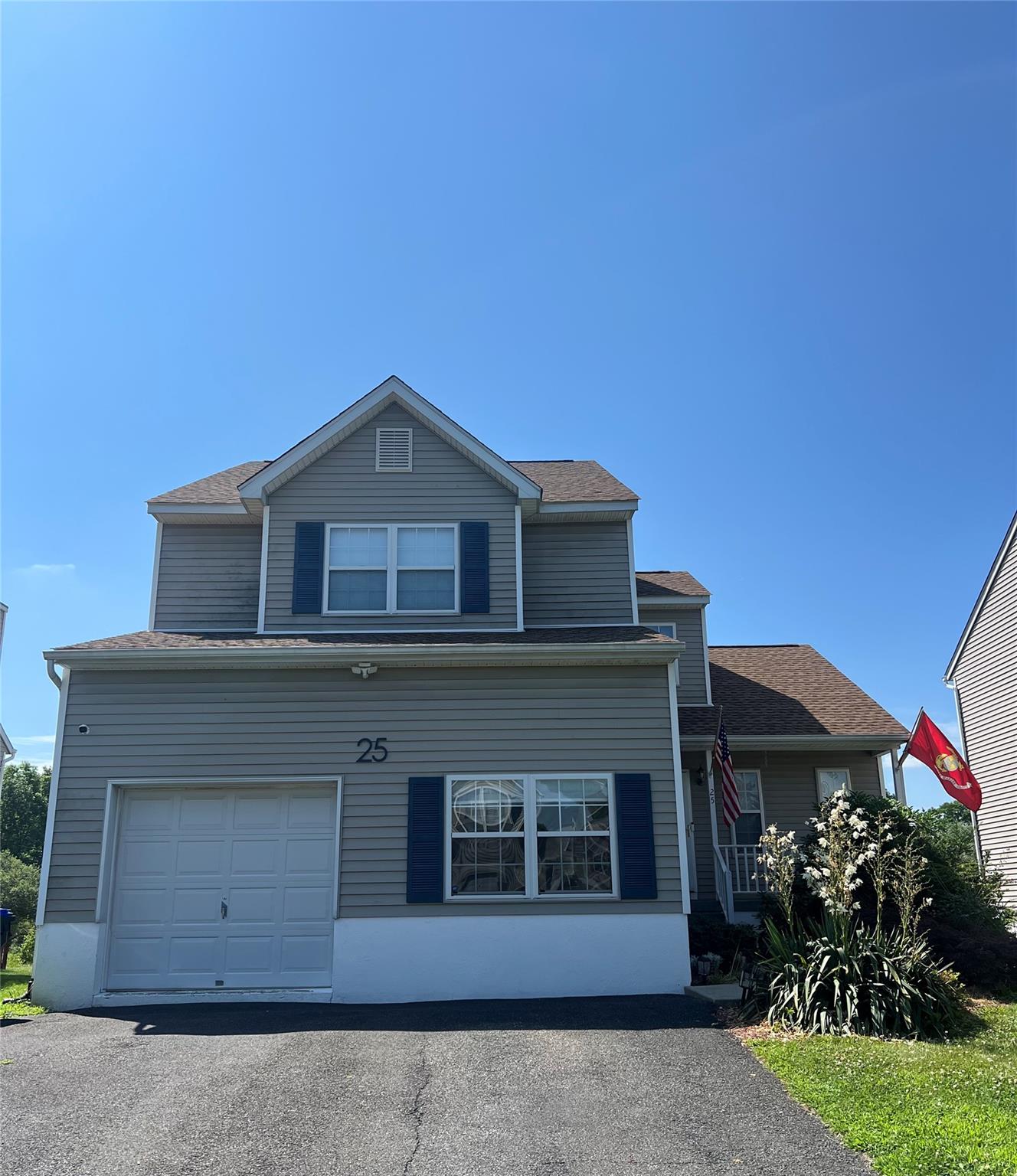 25 McLaughlin Way, Washingtonville, NY 10992