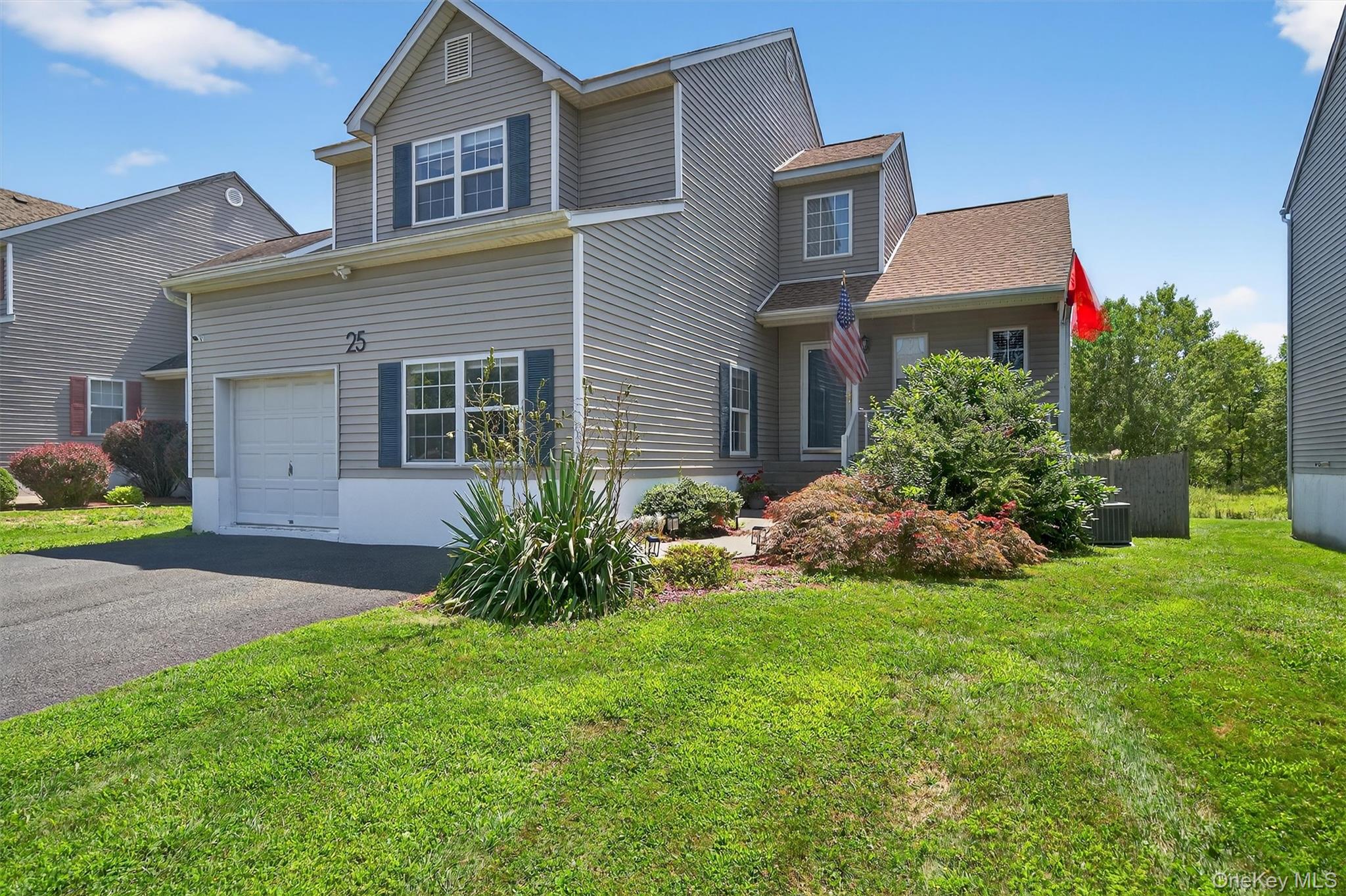 25 McLaughlin Way, Washingtonville, NY 10992