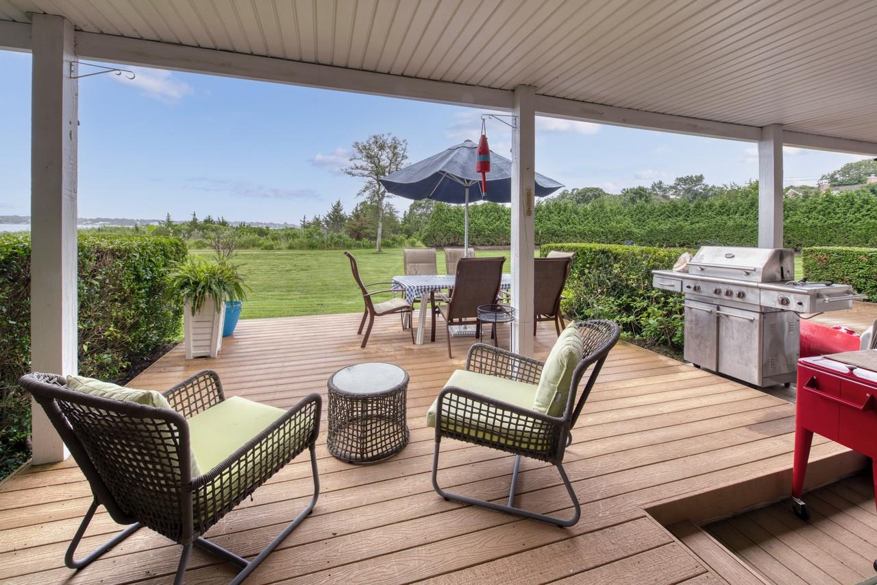 61 W Tiana Road # 6, Hampton Bays, NY 11946