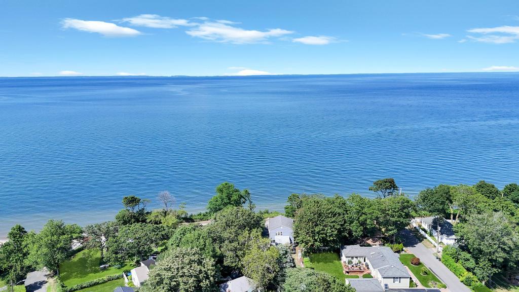 120 Soundview Drive, Rocky Point, NY 11778