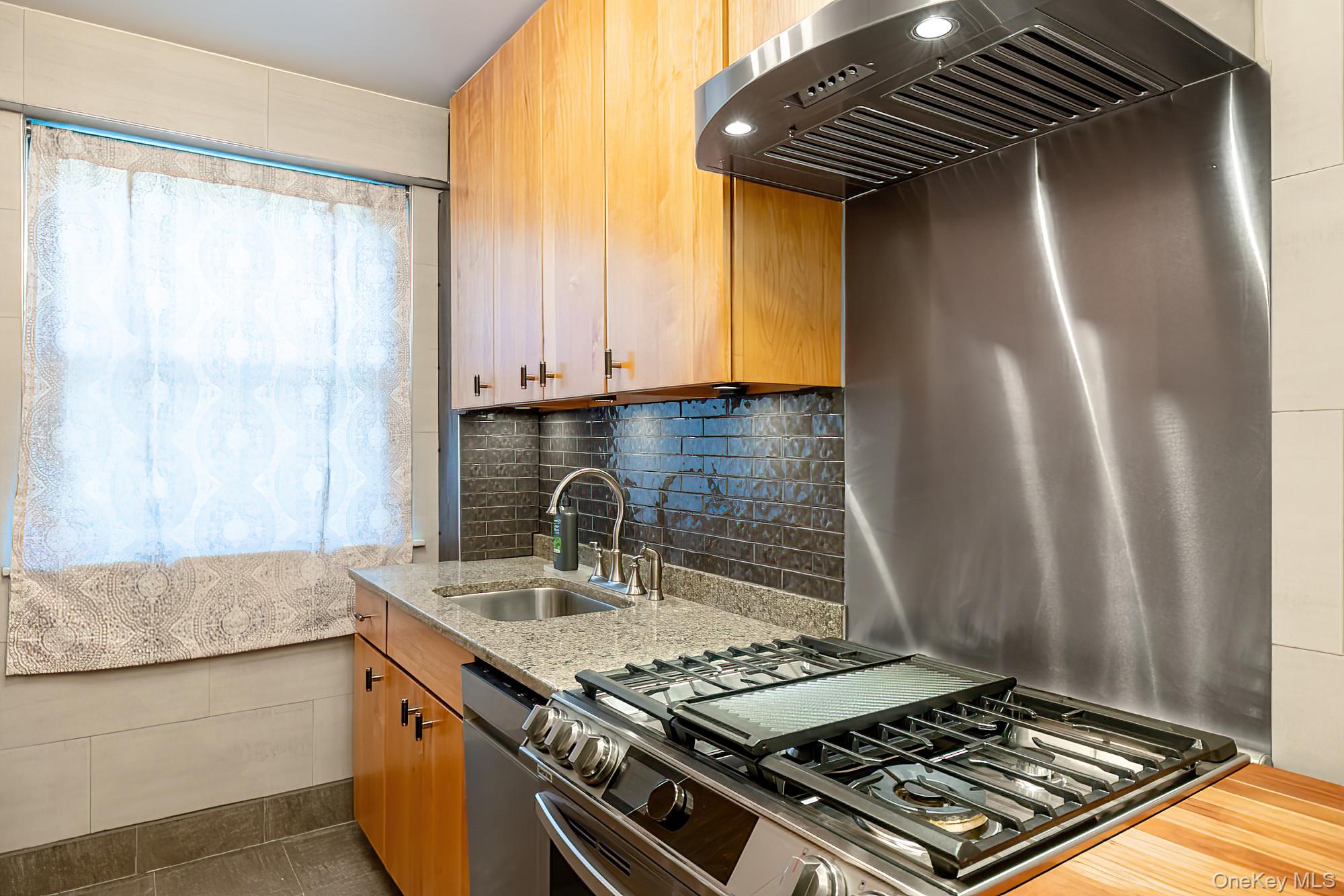 3850 Sedgwick Avenue # 7A, Bronx, NY 10463