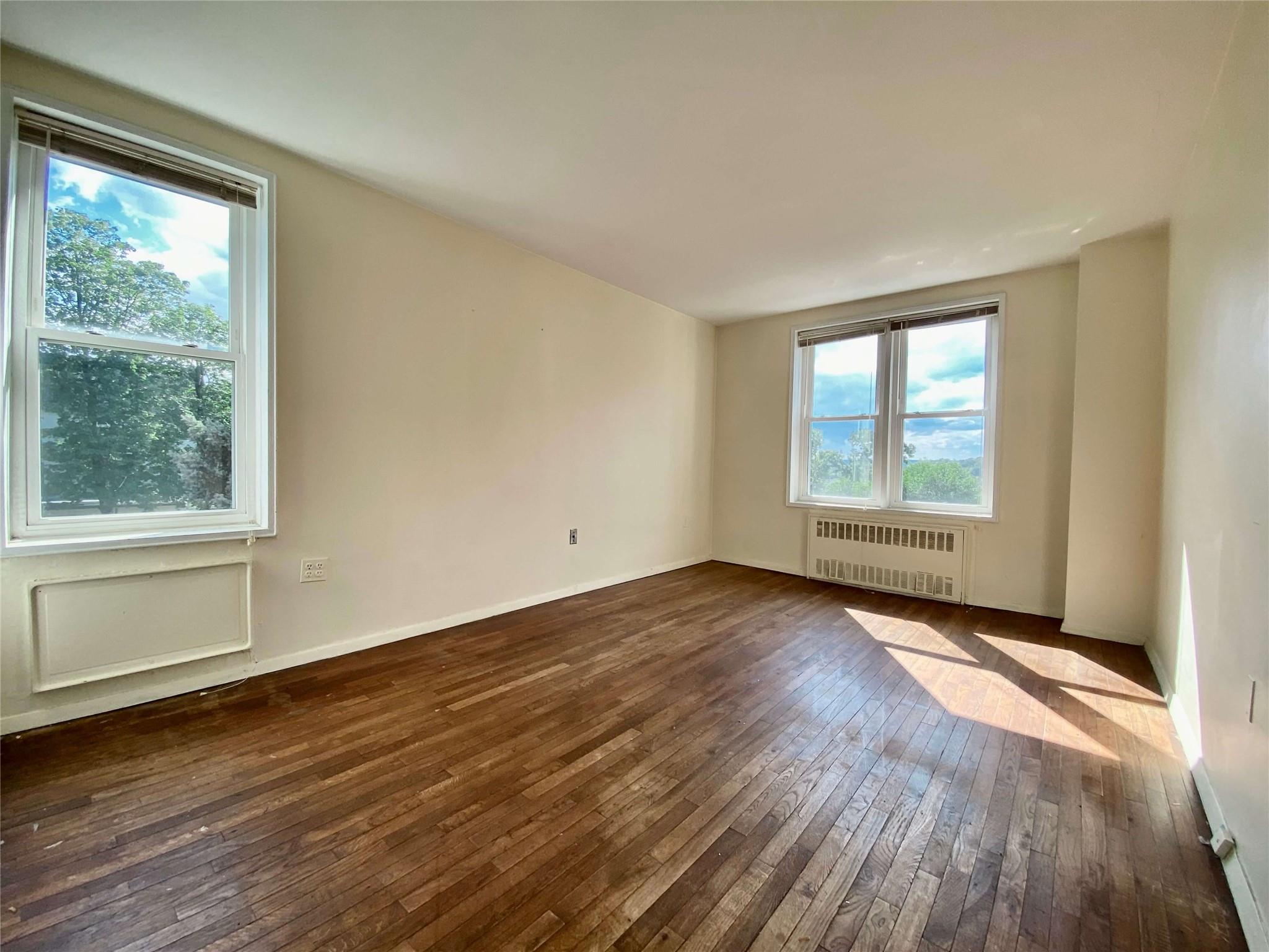 21 Fairview Avenue # #525, Eastchester, NY 10707