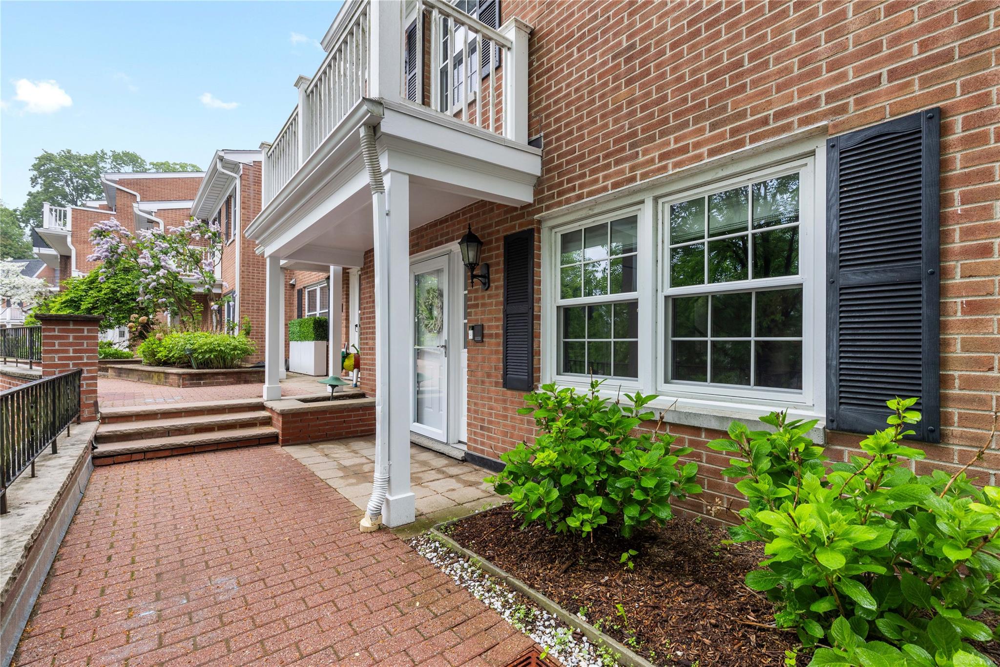 1050 Boston Post Road, Rye, NY 10580